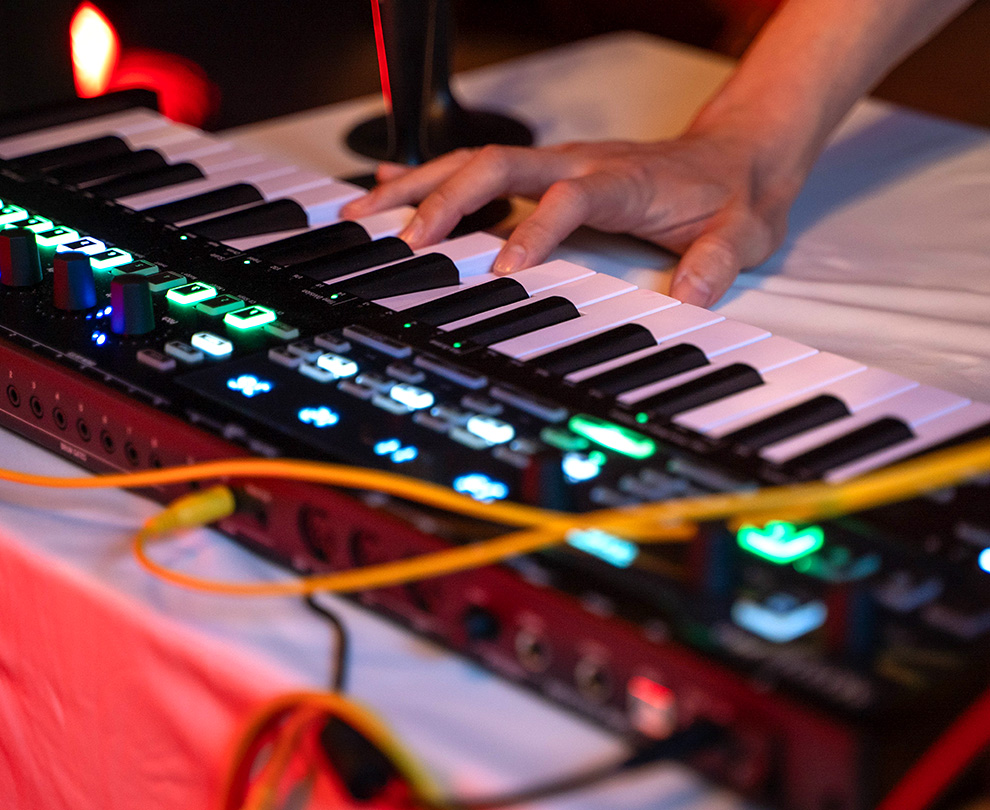 Arturia - KeyStep Pro Chroma - KeyStep Pro Chroma