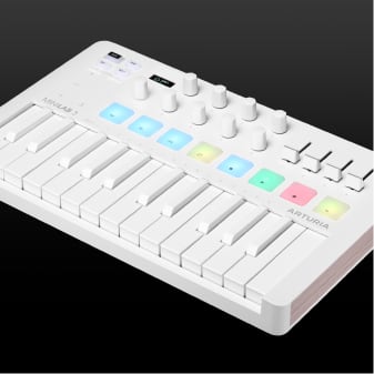 【美品】ARTURIA MiniLab3 Alpine White Arturia - MiniLab 3 Alpine White